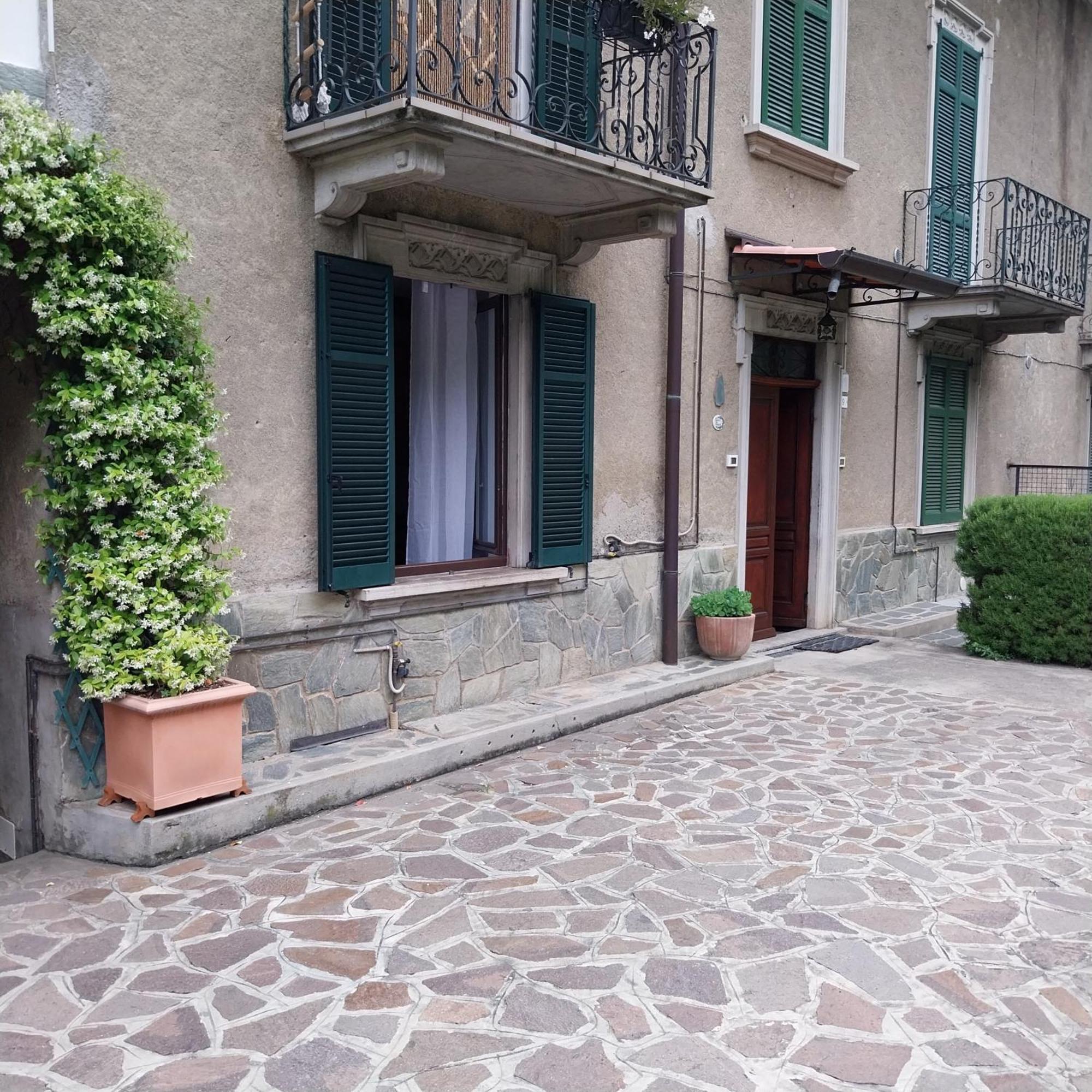 Casa Peppo Apartment Lezzeno Luaran gambar